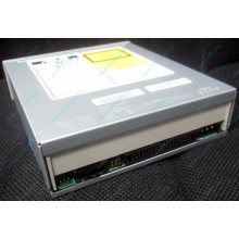 CDRW ASUS CRW-5232AX IDE white (Кызыл)