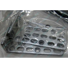 Комплект креплений для маршрутизаторов Cisco Catalyst: уши (уголки) в Кызыле, болты в Кызыле, ножки в Кызыле, держатель для кабеля (Кызыл)