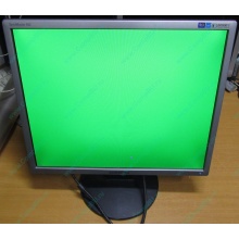 Монитор 19" Samsung SyncMaster 943N на экране малозаметные царапинки (Кызыл)