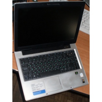Ноутбук Asus A8S (A8SC) (Intel Core 2 Duo T5250 (2x1.5Ghz) /1024Mb DDR2 /120Gb /14" TFT 1280x800) - Кызыл